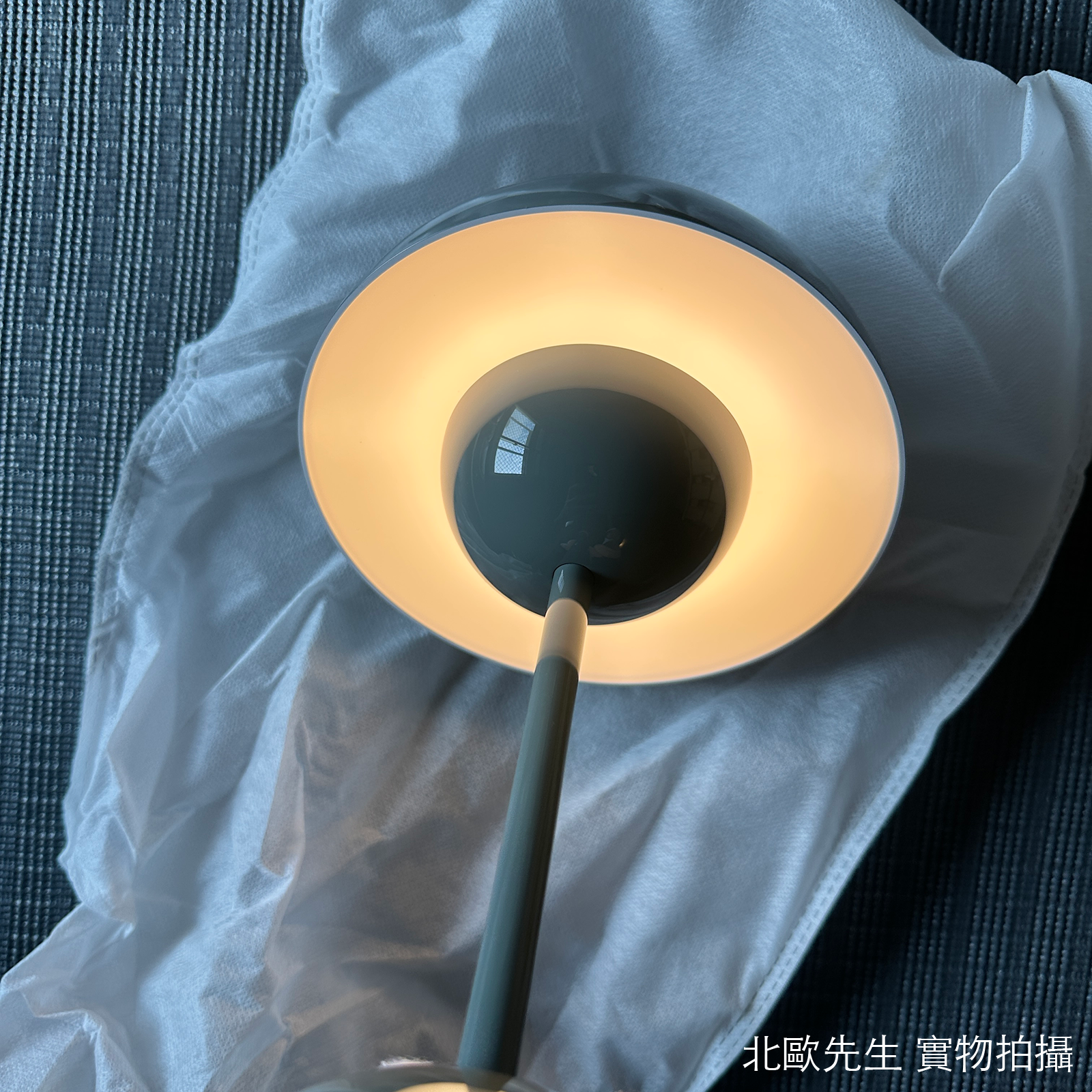 &Tradition Flowerpot VP9 Portable Lamp IP44 圓頂系列 無線可攜式 充電桌燈