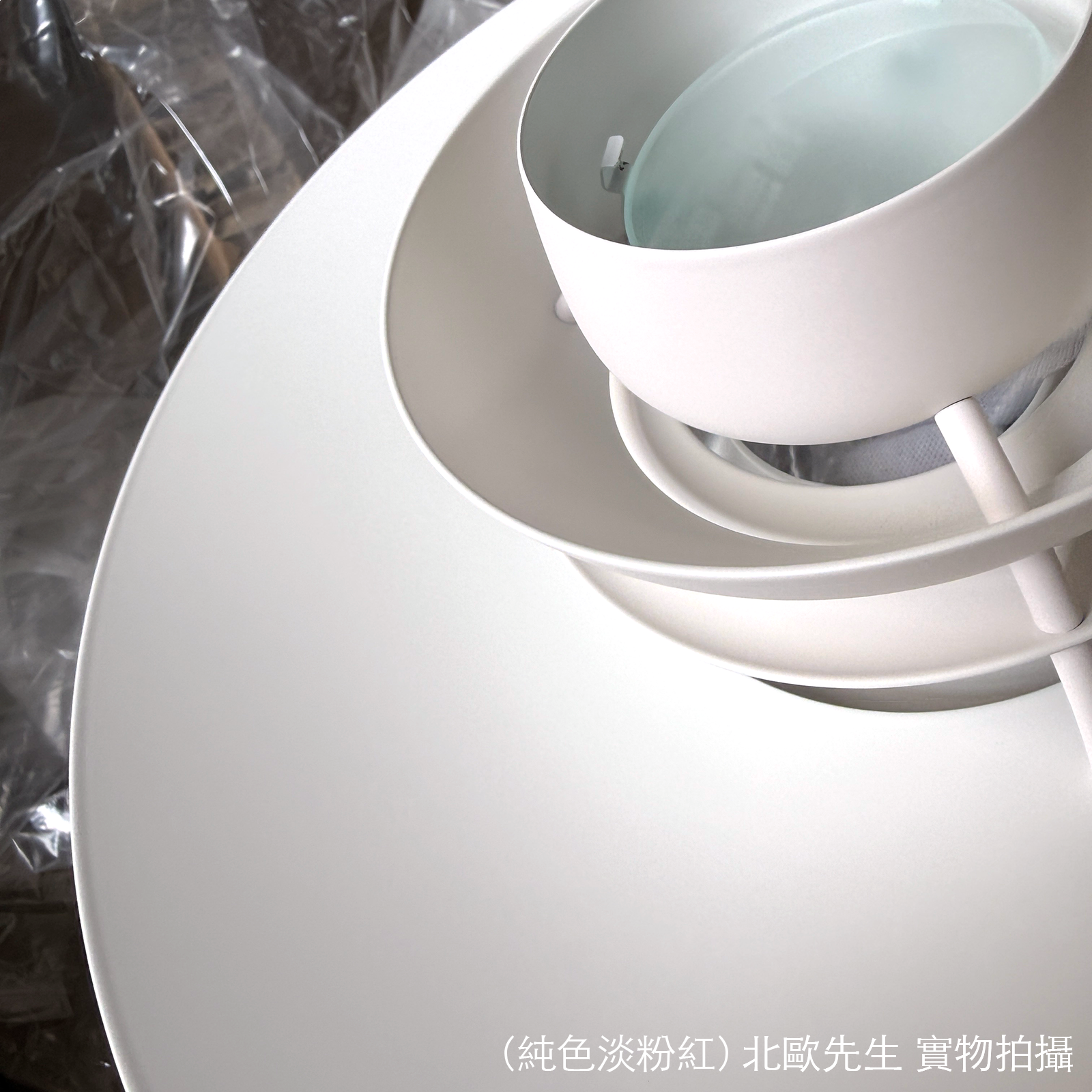Louis Poulsen PH 5 Mini Suspension Lamp in Monochrome Colour 保羅漢寧森系列 四層次吊燈 小尺寸 - 純色系列 30 cm