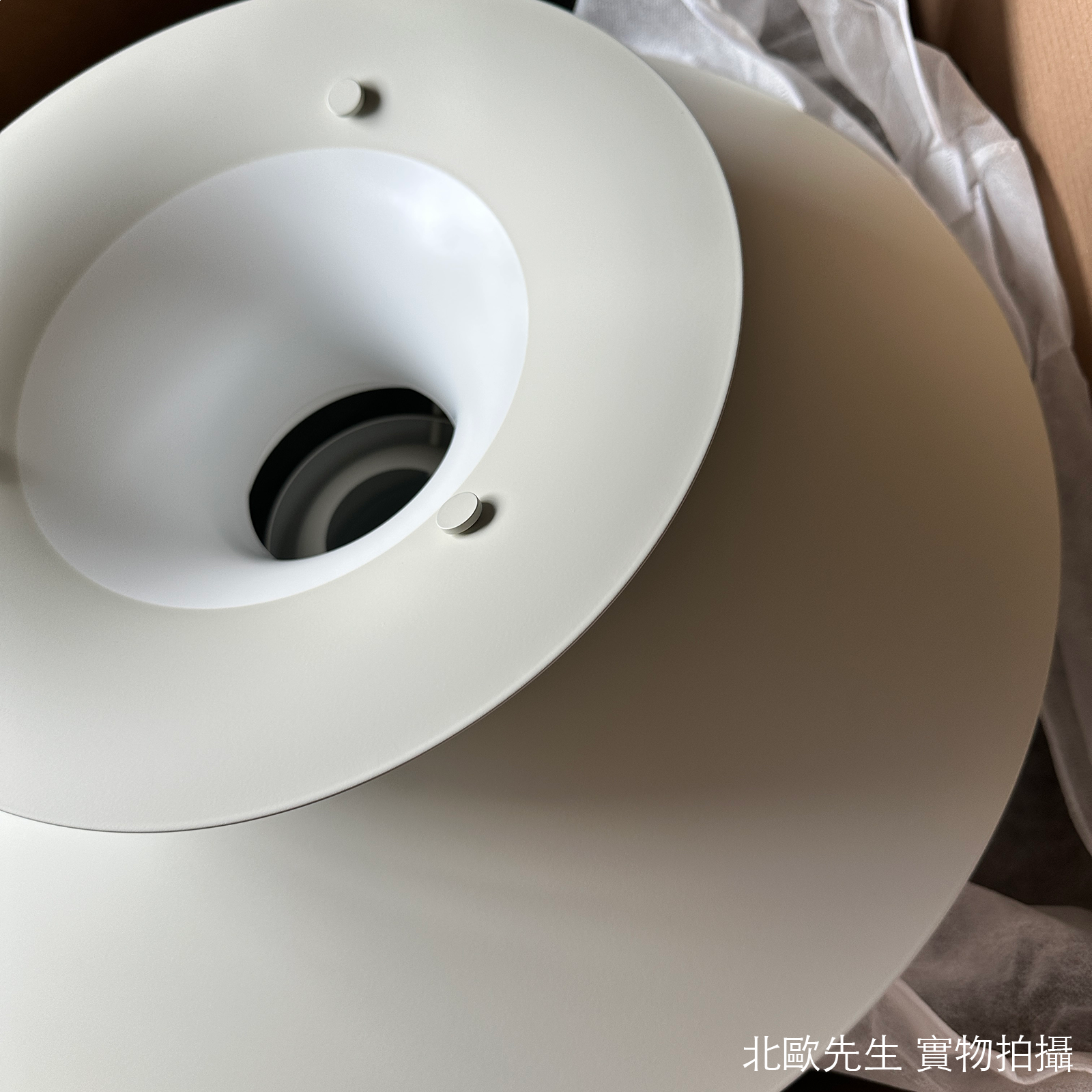 Louis Poulsen PH 5 Suspension Lamp in Monochrome Colour 保羅漢寧森系列 四層次吊燈 - 純色系列 50 cm