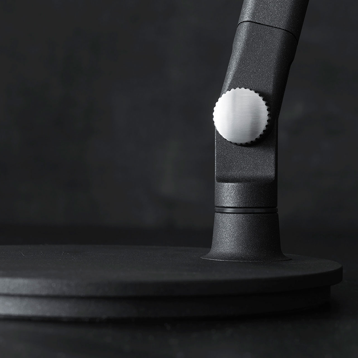 Vipp 521 Desk Lamp 維普燈飾系列 懸臂兩節式 檯燈 / 桌燈