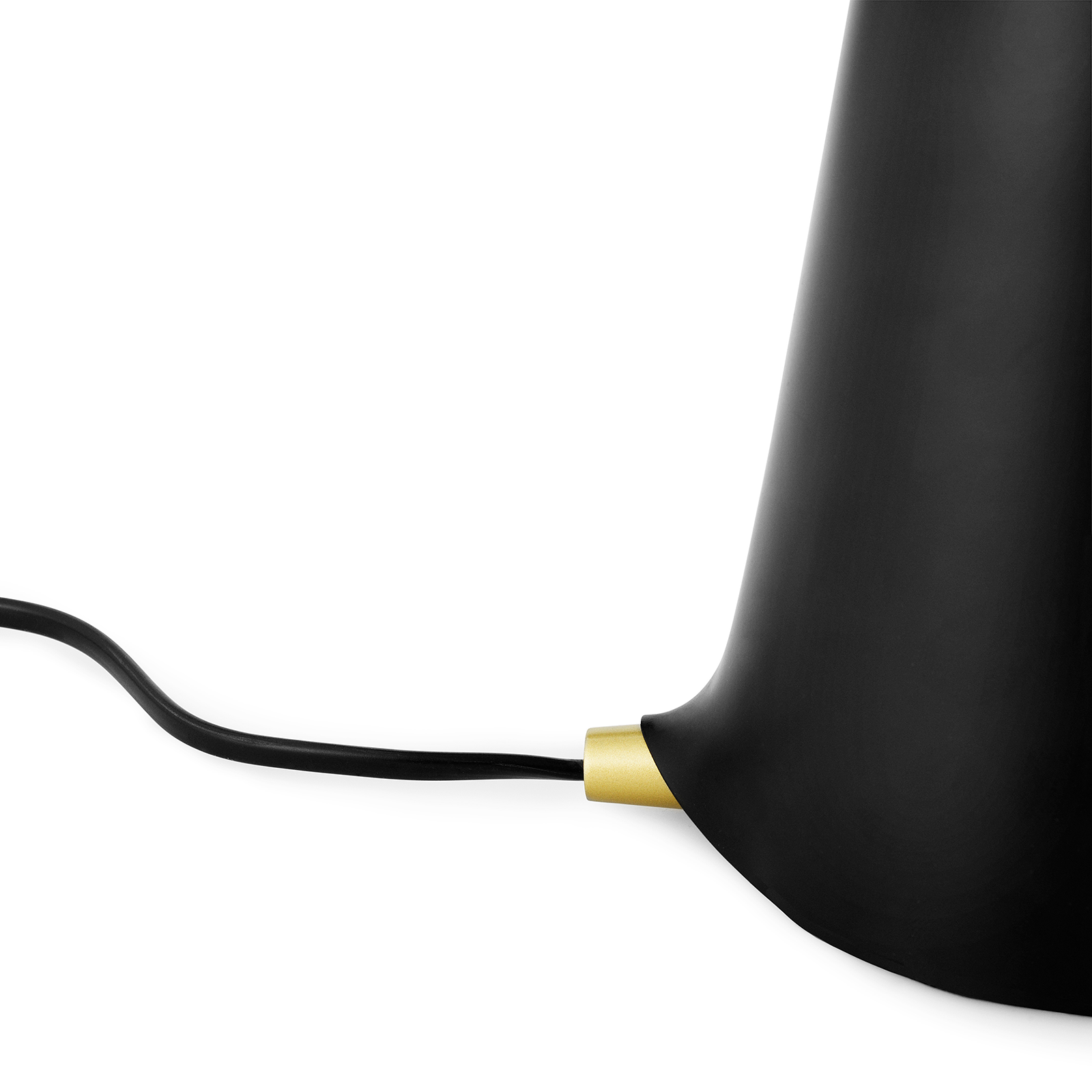 Normann Copenhagen Shelter Table Lamp 庇護系列 金屬桌燈