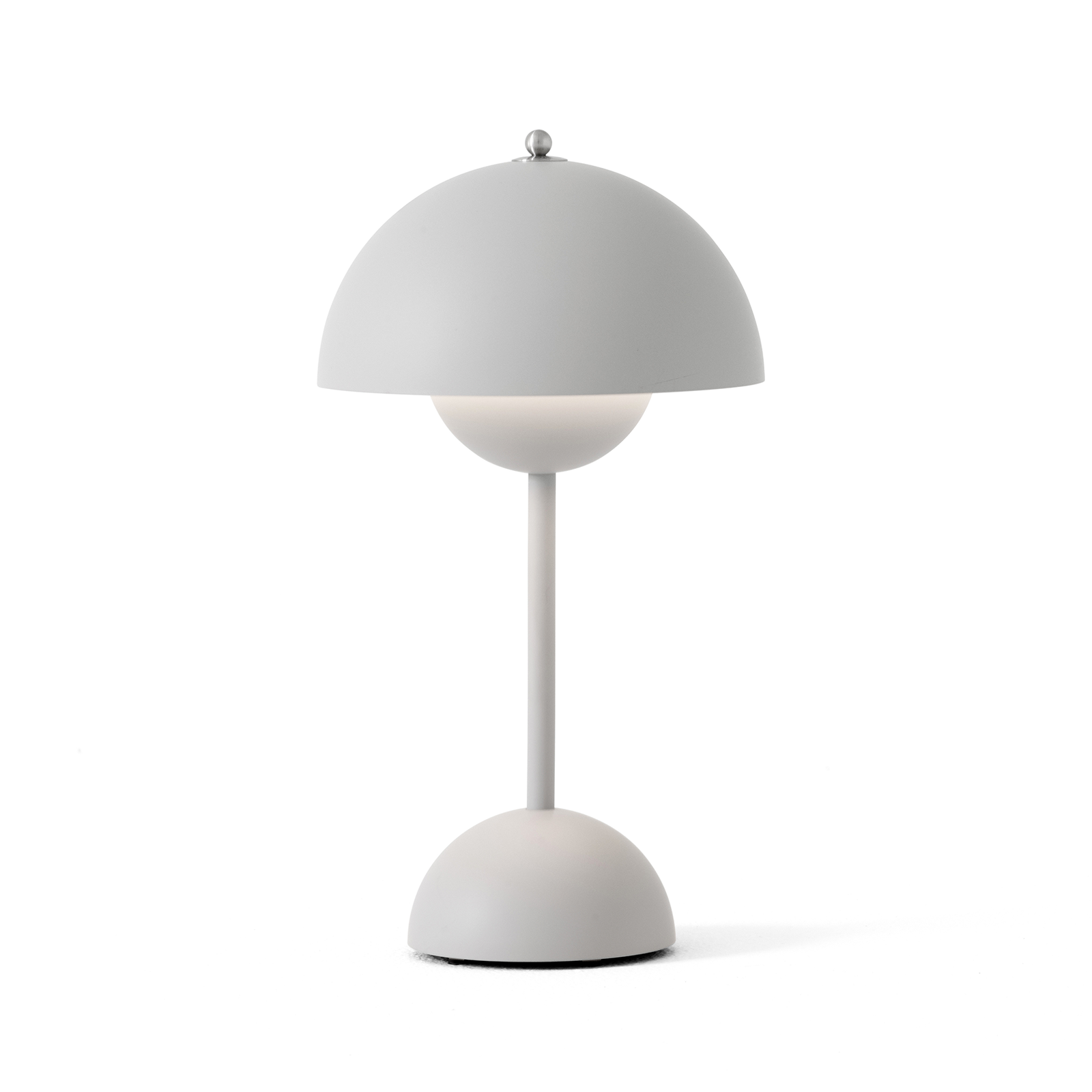 &Tradition Flowerpot VP9 Portable Lamp IP44 圓頂系列 無線可攜式 充電桌燈