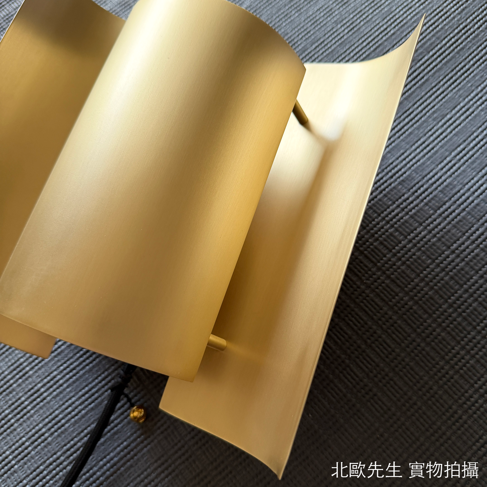 Northern Butterfly Wall Lamp in Brass 蝴蝶壁燈 - 黃銅特別版
