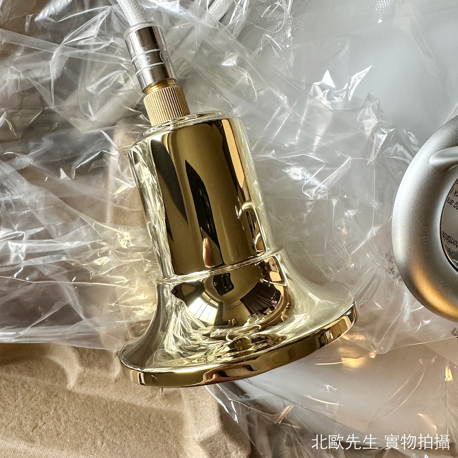 Louis Poulsen PH 3½-3 Glass Pendant Lamp 保羅漢寧森系列 玻璃貝殼 三層次吊燈 33 cm