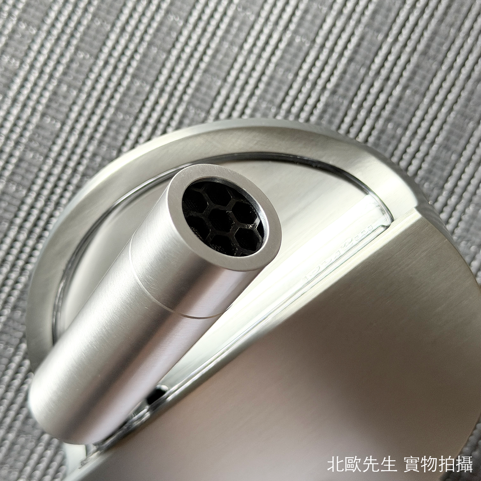 Marset Ledtube R Wall Light 圓管系列 圓盤底座 壁燈