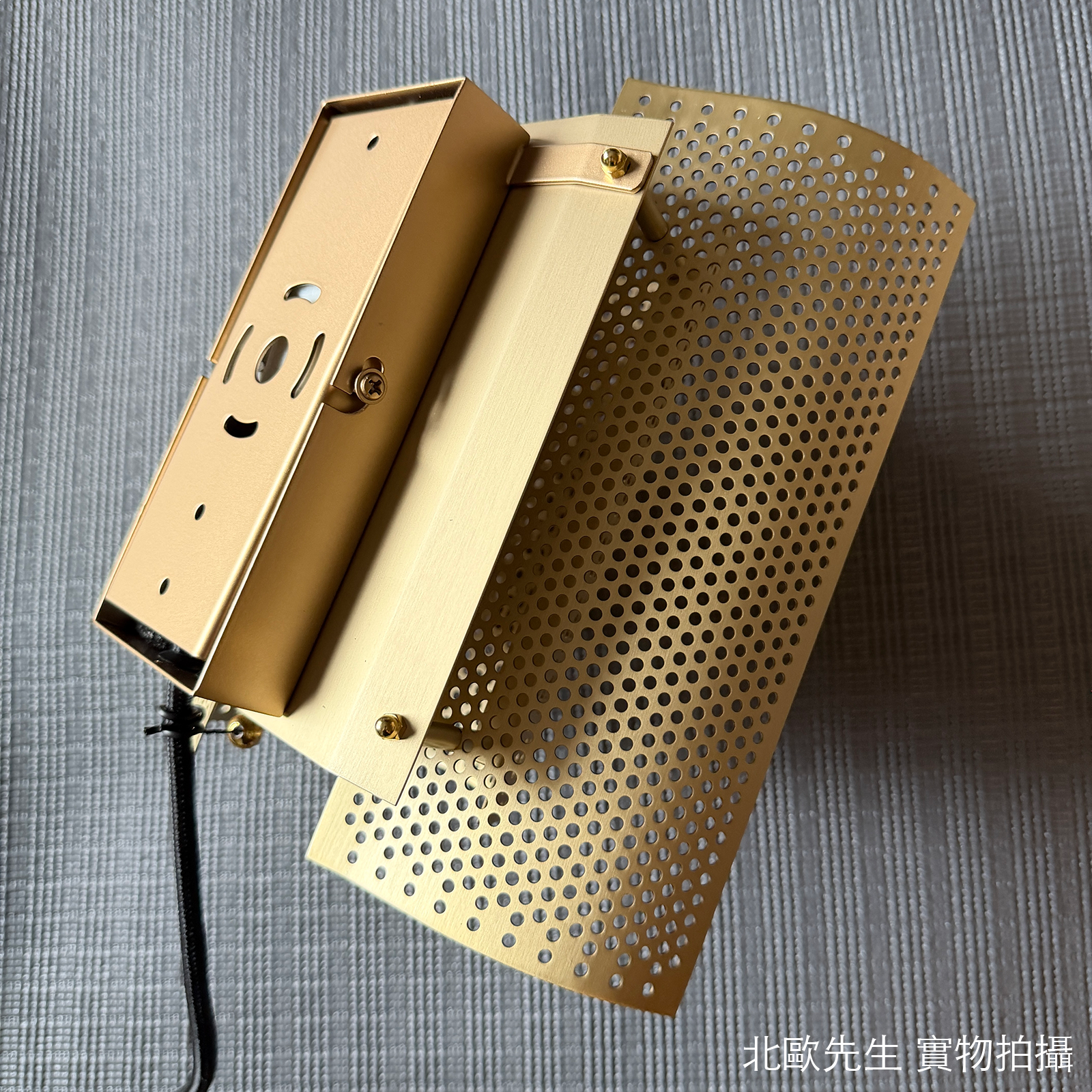 Northern Butterfly Perforated Wall Lamp 蝴蝶壁燈 - 網孔款