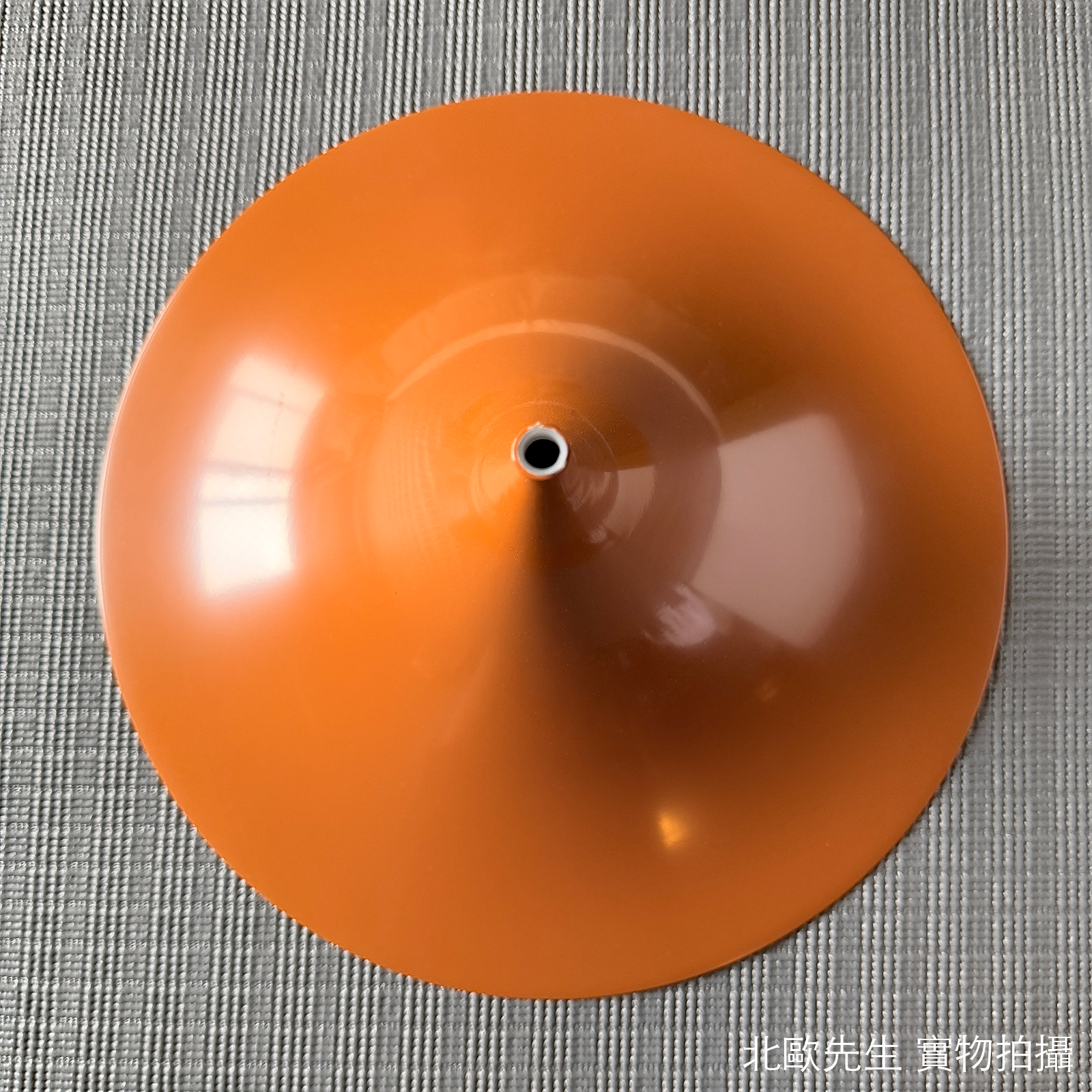 Gubi Semi Pendant 幾何弧線系列 金屬吊燈