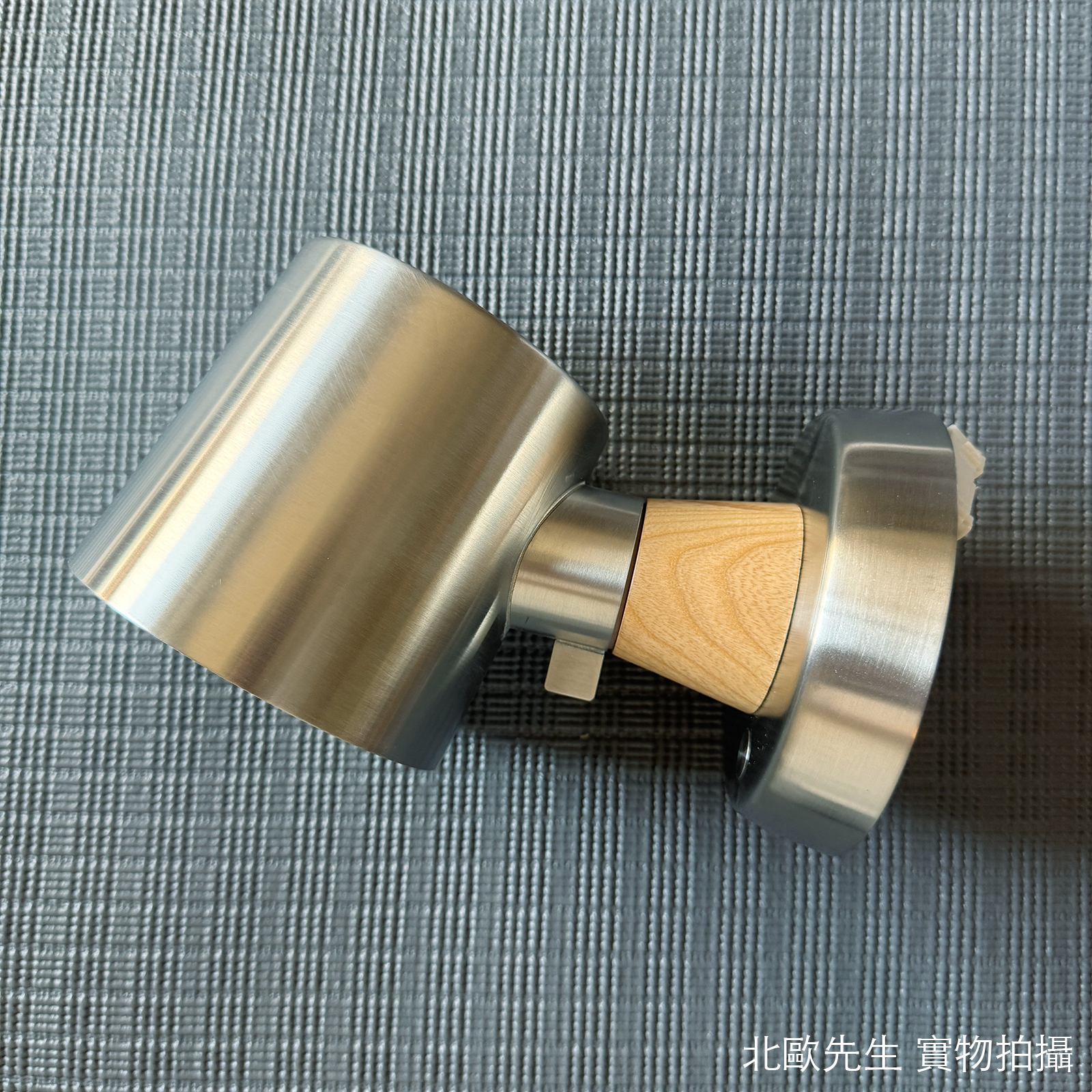 Normann Copenhagen Rise Wall Lamp Hardwired 昇起系列 金屬壁燈 - 底座版