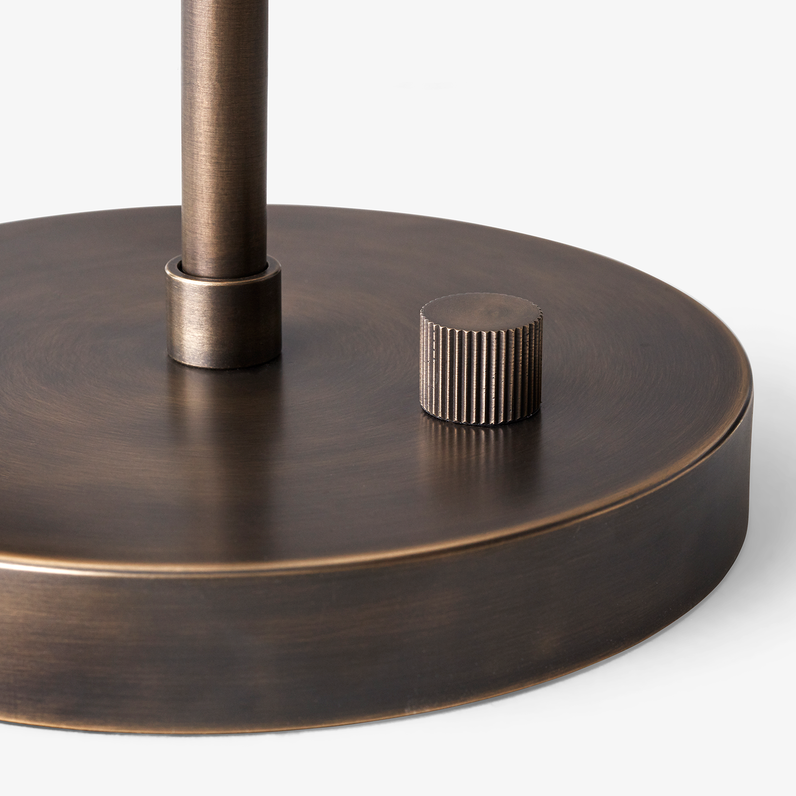 &Tradition Copenhagen SC13 Table Lamp 哥本哈根系列 圓潤桌燈