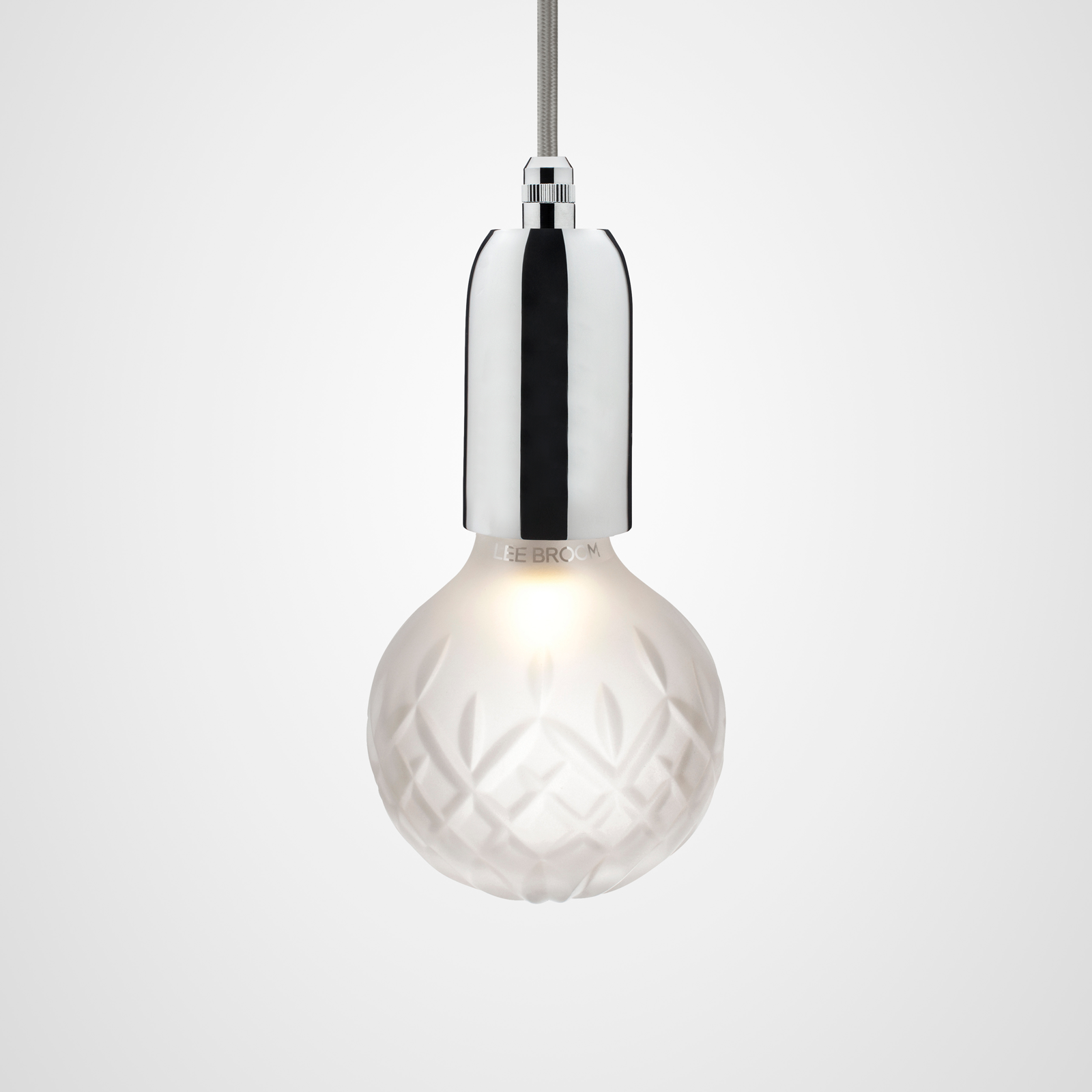 Lee Broom Crystal Bulb & Pendant Polished Chrome 水晶雕花系列 圓球吊燈 - 亮銀色